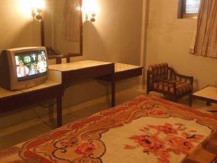Hotel Charlene Mussoorie Dış mekan fotoğraf